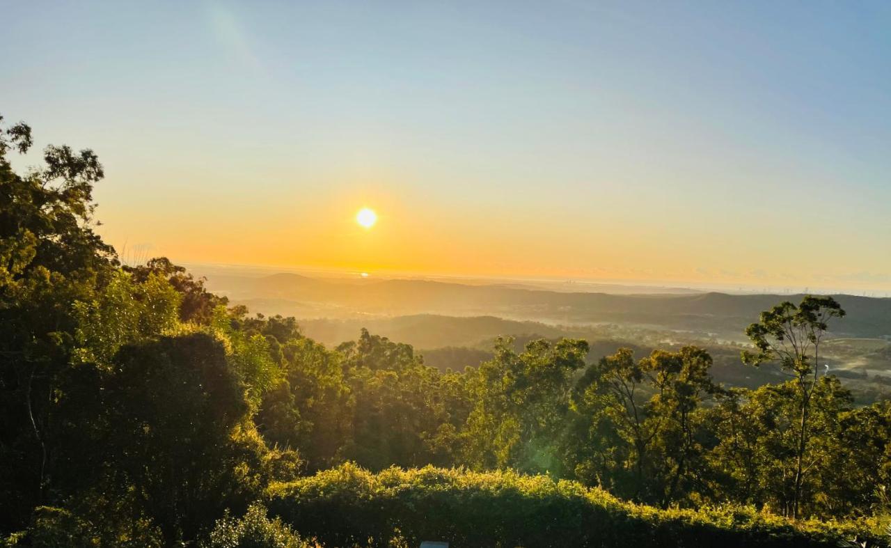 Hotel The Hillside Retreat Mount Tamborine Exterior foto