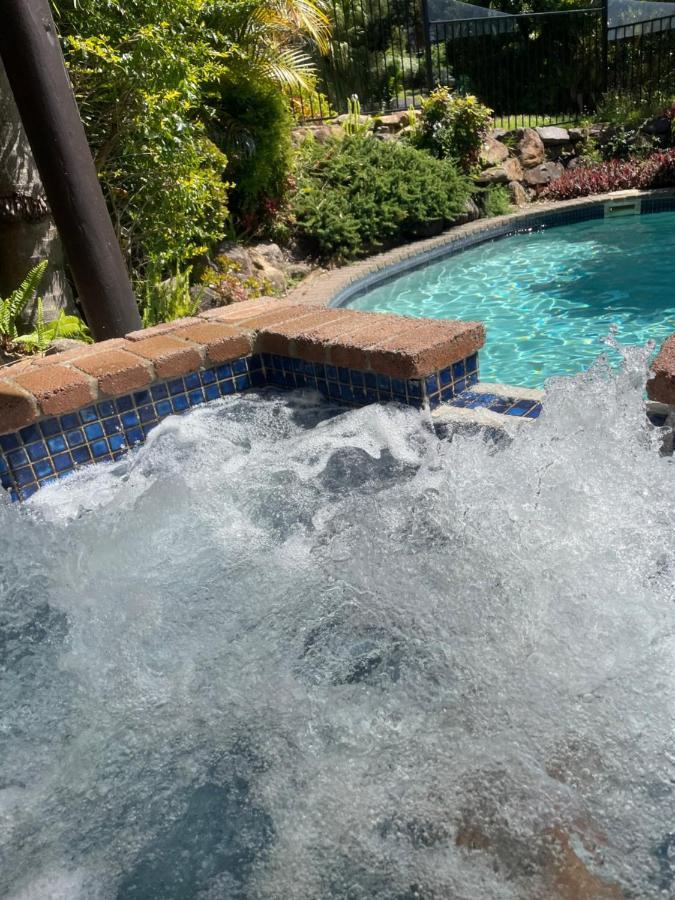 Hotel The Hillside Retreat Mount Tamborine Exterior foto